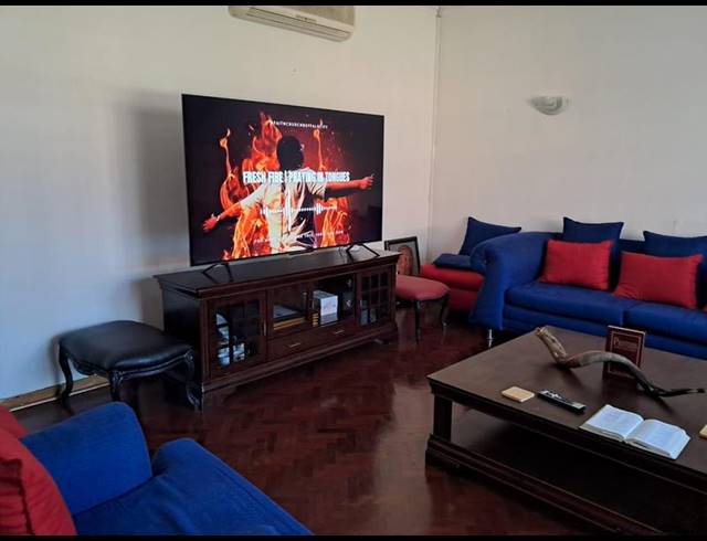 3 BEDROOM HOUSE FOR SALE IN KENSINGTON